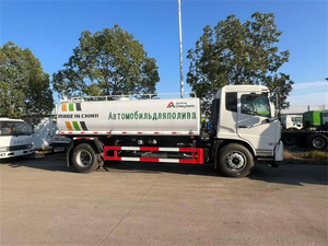 Camions-citernes d'incendie et d'arrosage Dongfeng Tianjin 4x2 de 10 tonnes, capacité 15000, 20000, 30000 litres, en gros de Chine, à vendre - Product Image 3