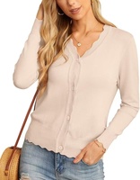 Cardigan en maille côtelée à col en V et manches longues pour femme, avec bordure festonnée et boutons, motif uni