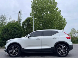 Sporty Value, <span class=keywords><strong>XC40</strong></span> T4 Sport 2021 Usado, Tracción en las Cuatro Ruedas, SUV Compacto de Lujo, Título Limpio, Historial de Servicio Completo, Harman Kardon - Product Image 3