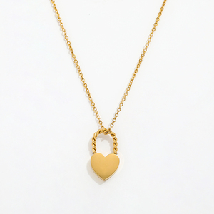 Fenny venta al por mayor 18K PVD plateado moda diseñador creativo cuerda amor corazón colgante choke cadena collar de acero inoxidable para mujeres - Product Image 1