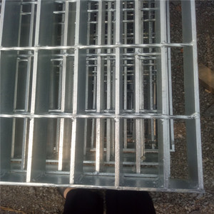 Grille en acier antidérapante dentelée 25X3, plaque en acier galvanisé à chaud, passerelle industrielle, grille de plateforme - Product Image 4