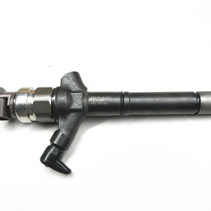 common rail injector 23670-30050 2kd injector nozzle 23670-30050 for Toyota hilux