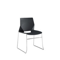 Mobilier scolaire en gros, chaise en plastique empilable de traîneau de PP moderne, chaises d'entraînement de visiteur de bureau