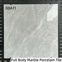 Carreaux de porcelaine effet marbre pleine masse 800x800mm, polis brillants, antidérapants, pour sols et murs, idéaux pour la décoration d'appartements et de halls.