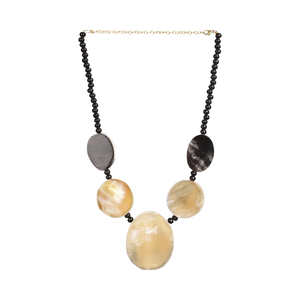 Collar de cuerno de búfalo hecho a mano para mujer, cadena larga con técnica pulida, artesanías naturales de primera calidad a la venta - Product Image 1