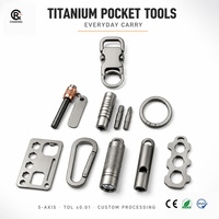 Porte-clés légers en métal, aluminium 7075, fibre de carbone, gravé CNC, support AirTag, anneau porte-clés, EDC, cadeau pour le quotidien