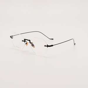 Monturas de Gafas de Titanio sin Aro, Totalmente en Stock, Proveedor Rápido, <span class=keywords><strong>Descuento</strong></span> de Fábrica, Venta al por Mayor y al Detal, Logotipo Personalizado, Monturas de Gafas en Stock - Product Image 6