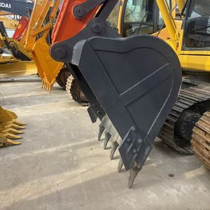 Doosan DX300LC-9C Excavator Orange Body With Tracks And Warning Label - Product Image 6