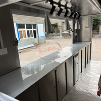 Chariot de nourriture remorquable à double fenêtre avec cadre en acier inoxydable, remorque à 4 roues avec micro-ondes et friteuse intégrés