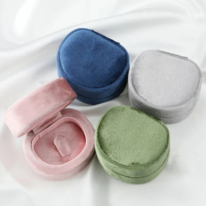 Customized small jewelry velvet round rose ring packaging pouch with box custom luxury gift pendant ring jewelry velvet box