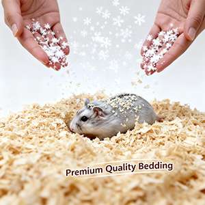 DongnaiPETS Flocons de bois de pin 100% naturels écologiques, sans poussière, contrôle des odeurs supplémentaire, hautement absorbants, pour petits animaux, 1 kg - Product Image 1