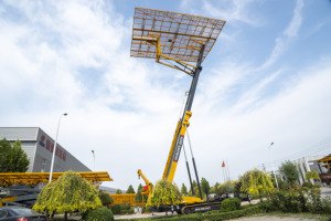 Platform Pengangkat FORWARD FDD25-8LDB Tinggi 26m Kapasitas Beban 8T Kecepatan Pengangkatan 3.5m/menit Konstruksi Inti Mesin Motor/Gearbox - Product Image 4