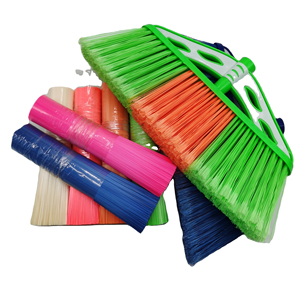 Cleaning Indoor outdoor plastic broom with wood stick brooms in brooms and mops