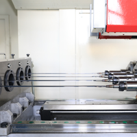 Machine de perçage verticale CNC à trou profond de haute précision avec servomoteur, moteur et pompe pour applications de boîtes de vitesses et de roulements