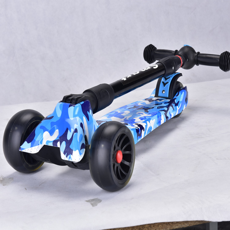 การพิมพ์ลายด้วยน้ำพร้อมเสียงเพลงและแสง