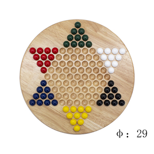 Colorido juego de mesa <span class=keywords><strong>Ludo</strong></span> de madera con 30 canicas y <span class=keywords><strong>6</strong></span> dados para 2-<span class=keywords><strong>6</strong></span> <span class=keywords><strong>jugadores</strong></span> con un elegante diseño de tablero de ajedrez - Product Image 4