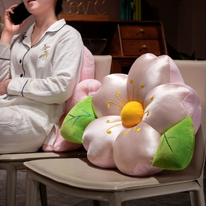 Cojín de soporte lumbar Cherry Blossom, cojín de asiento de seda fría para silla de oficina, soporte para la cintura, funda de felpa 100% poliéster - Product Image 2