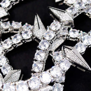 สร้อยคอเทนนิสลายเสือดำสุดฮอต ลดราคาพิเศษ เพชร VVS moissanite ผ่านการทดสอบเพชร ชุบทอง เงินแท้ 925 พร้อมใบรับรอง GRA - Product Image 4