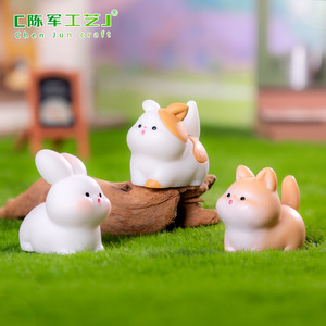 Mini maison décorative pour enfants Weij Landscape, mignonne et adaptée aux jeunes enfants, accessoires décoratifs DIY, petite maison de bureau ou de voiture - Product Image 2