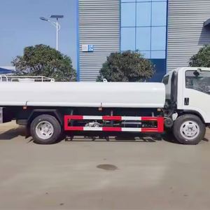 Camion-citerne Isuzu 4x2 pour le transport de carburant, d'huile, de diesel, d'essence, de GNC, de GPL - Prix - Product Image 5