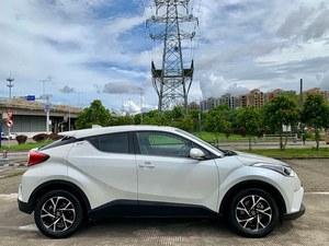 <span class=keywords><strong>Toyota</strong></span> <span class=keywords><strong>C</strong></span>-<span class=keywords><strong>HR</strong></span> Edición Leading 2020, SUV Familiar con Transmisión Manual, Motor 4L, Asientos de Cuero, Excelente Relación Calidad-<span class=keywords><strong>Precio</strong></span> - Product Image 4