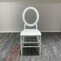 Moderne Polycarbonat Weiße Chavari Hochzeitsstühle Abnehmbare Bankettstühle für Veranstaltungen Partys Restaurants Hotels