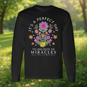 Es un día perfecto para creer en los milagros, camiseta de manga larga con diseño floral para apoyo a la FIV - Product Image 3