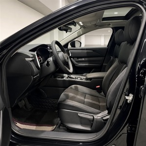 <span class=keywords><strong>Mazda</strong></span> <span class=keywords><strong>CX</strong></span>-50 <span class=keywords><strong>2023</strong></span> Usado, 2.0L Gasolina, SUV, Vehículo Compacto Deportivo Utilitario en Venta - Product Image 4