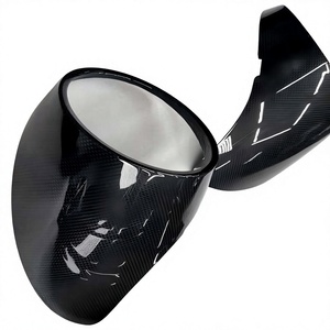 วงแหวนไฟท้ายคาร์บอนไฟเบอร์แห้งคุณภาพสูงสำหรับ Ferrari 488 Pista - Product Image 5
