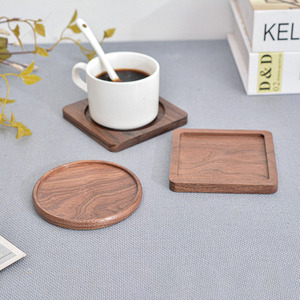 Sottobicchiere in legno di noce da 10cm per scrivania, rotondo e quadrato per bevande in legno portabicchieri - Product Image 2