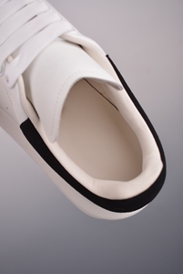 Zapatillas de Diseñador de Cuero Genuino de Lujo MQ - Zapatillas Casuales de Alta Gama Unisex de Primera Calidad, Zapatillas Blancas de Marca para Parejas - Product Image 6