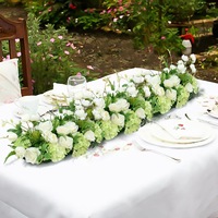 Minimalistische Baby Breath zijden bloemenloper voor hotel- en bruiloftstafels, bruiloftdecoratie