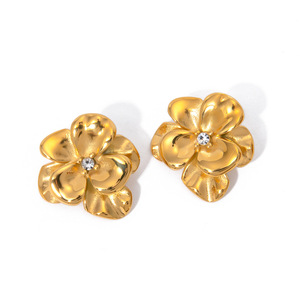 Pendientes de Flor con Cristal en el Centro, Chapados en Oro de 18k, Acero Inoxidable, Diseño Vintage Elegante - Product Image 5