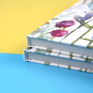 Soporte de implementación y diario guiado de autocuidado para esposas militares A5 Cuaderno de tapa dura Cubierta de papel Rastreadores reflectantes Indicaciones - Product Image 4