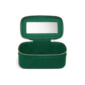 BSCI personnalisé de haute qualité en cuir PU femme stockage maquillage sac à fermeture éclair sac de maquillage - Product Image 3