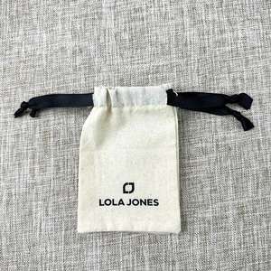 Pochette en coton biologique avec cordon en coton, imprimée avec un logo personnalisé, en toile de coton, pour cadeau de Noël - Product Image 1