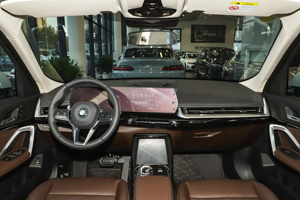 مجموعة تصميم سيارات الرباعي المدمجة المملوكة مسبقًا <span class=keywords><strong>BMW</strong></span> X1 Sdrive20lix جديدة متوفرة في سيارة فاخرة مشهورة - Product Image 5