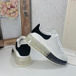 Nouvelles Chaussures de Sport et Loisirs d'Extérieur Transparentes à Semelle Épaisse de Haute Qualité pour Hommes et Femmes, Modèle 2026, de Marque de Créateur Tendance - Product Image 1