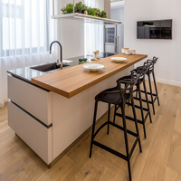 Tabourets de bar en plastique minimalistes européens en gros – Design moderne pour hôtels, extérieur et sous-sols – Îlot de cuisine commercial