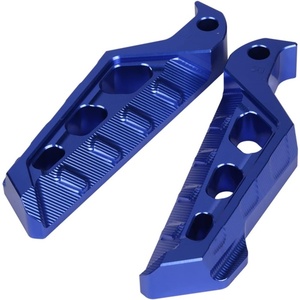 Piezas de Aleación de Aluminio Mecanizadas por CNC, Reposapiés Personalizados para Motocicleta para XMAX125 XMAX25 XMAX300 <span class=keywords><strong>XMAX400</strong></span> - Product Image 1