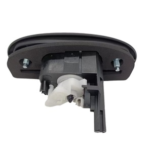 Poignée de serrure de hayon arrière Renault Megane avec clé 7701469857, plastique noir, ensemble complet - Product Image 4