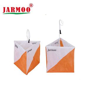 Bandiera di controllo bandiera personalizzata di alta qualità all'ingrosso con gancio di fissaggio bandiere di controllo 30x30cm <span class=keywords><strong>per</strong></span> Orienteering - Product Image 2