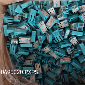 0695020.pxps mbcase + hộp loại 32V ba lô loại vuông cầu chì - Product Image 1