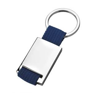 Porte-clés en tissu bleu foncé avec matériau métallique pour usage professionnel - Product Image 1
