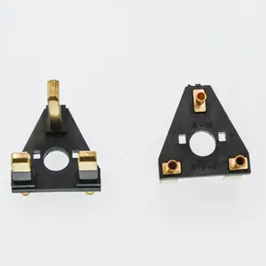 Type différent UK PLUG INSERT solide PBT + GF30 % xy-A-015