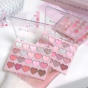 Paleta de sombras de ojos coreana de 20 colores, resistente al agua, mate y perlada, en tonos suaves de rosa y morado, para un look natural y delicado. - Product Image 2