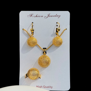 Set di Gioielli Stile Dubai Placcato Oro 24K, Lussuoso Set 3 in 1 con Collana, <span class=keywords><strong>Orecchini</strong></span> e Anello per Sposa e Uso Quotidiano - Product Image 3