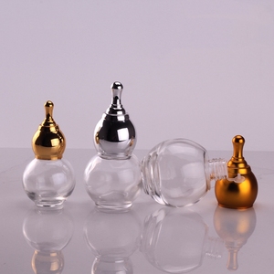 Muestra Gratuita de Botella Redonda de Vidrio para Aromaterapia de 10ml 20ml 30ml 50ml, Botella para Esencia Capilar Antigua con Tapa Dorada en Forma de Calabaza - Product Image 2