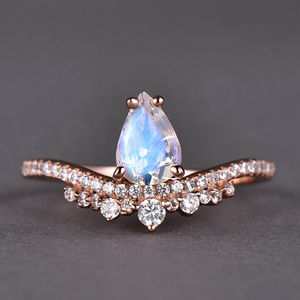 Bijoux en argent 925 avec pierre de lune arc-en-ciel, magnifique bague en pierre de lune de forme poire - Product Image 1