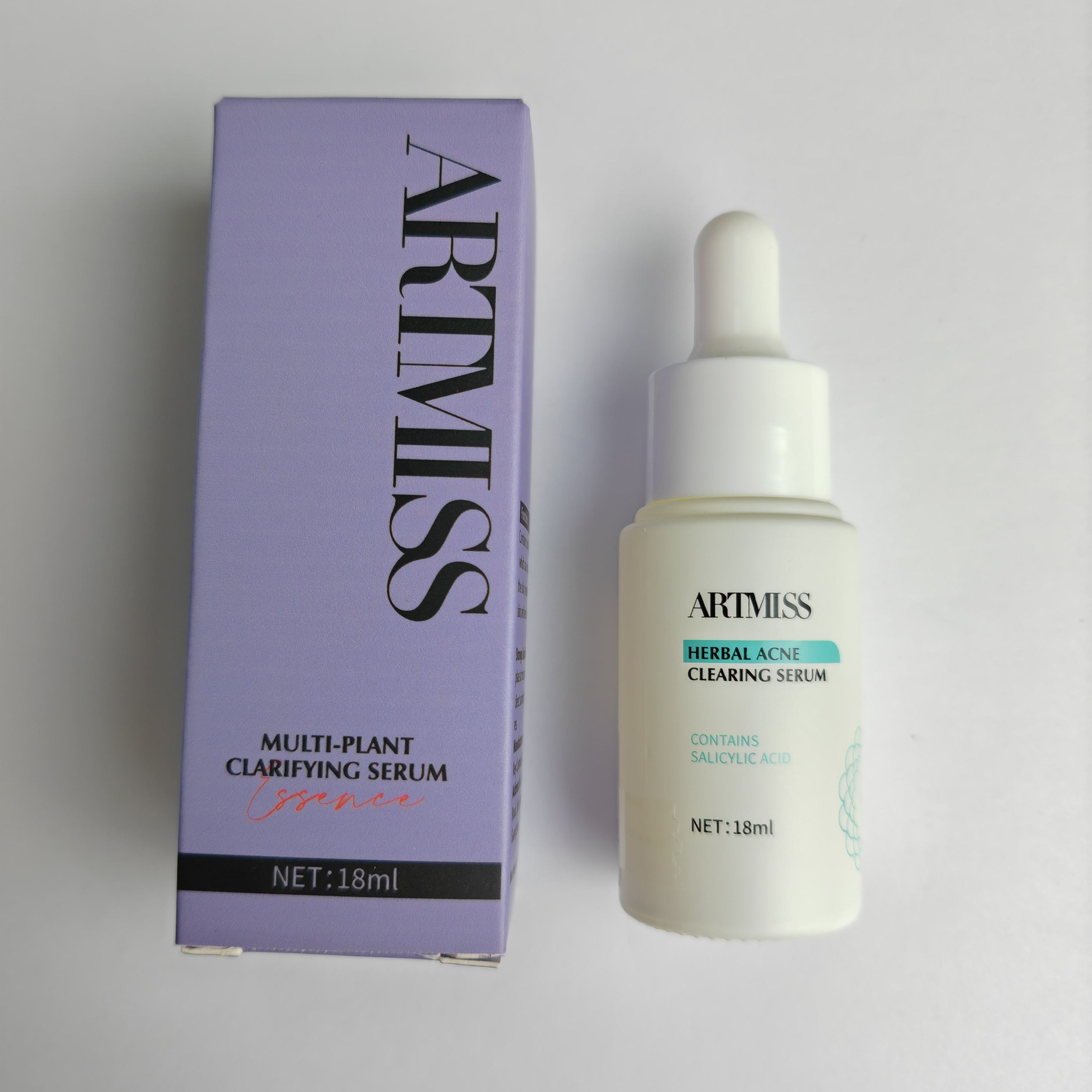 Sérum anti-acné à base de plantes